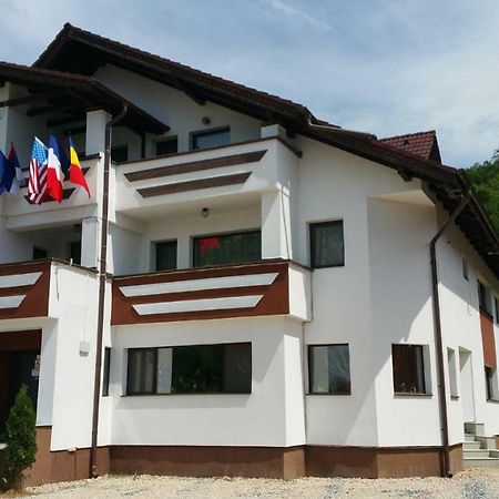 Rosenville Rîşnov Exterior foto