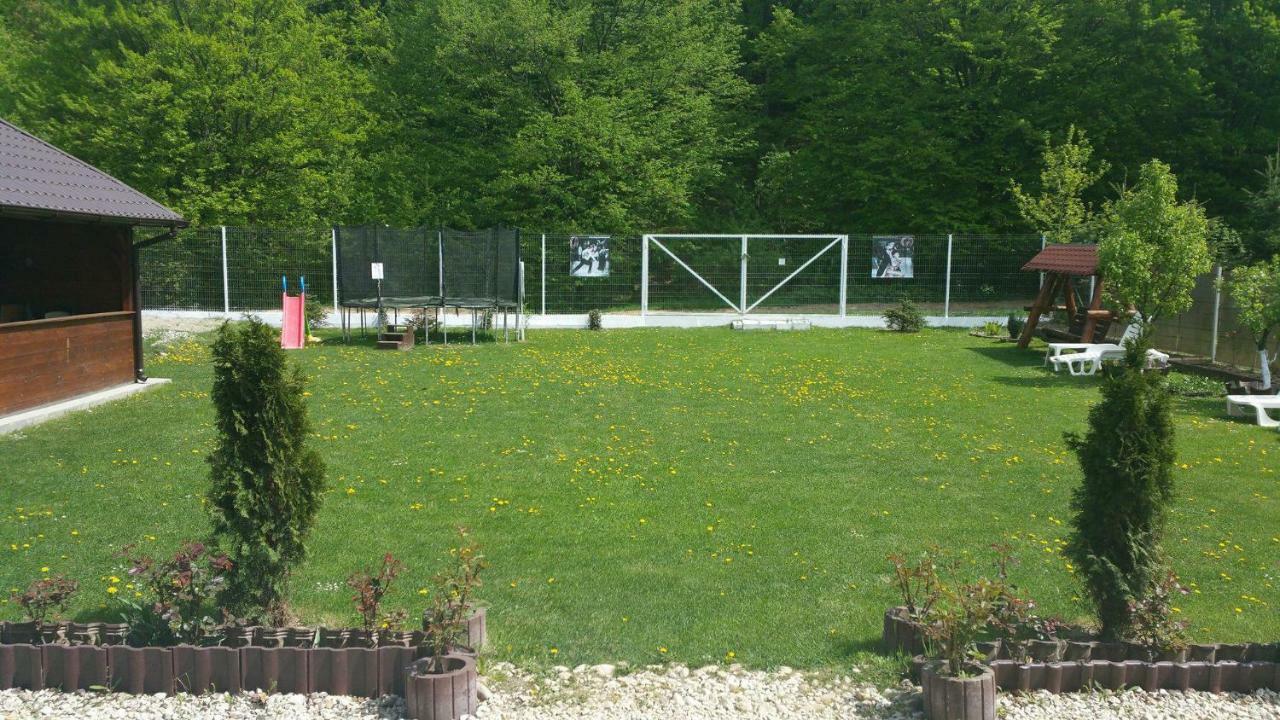 Rosenville Rîşnov Exterior foto